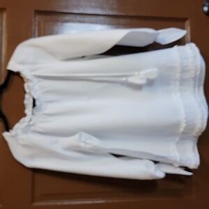 Symple-Linen white top with ruffled neckline, long sleeved with ties M/L.